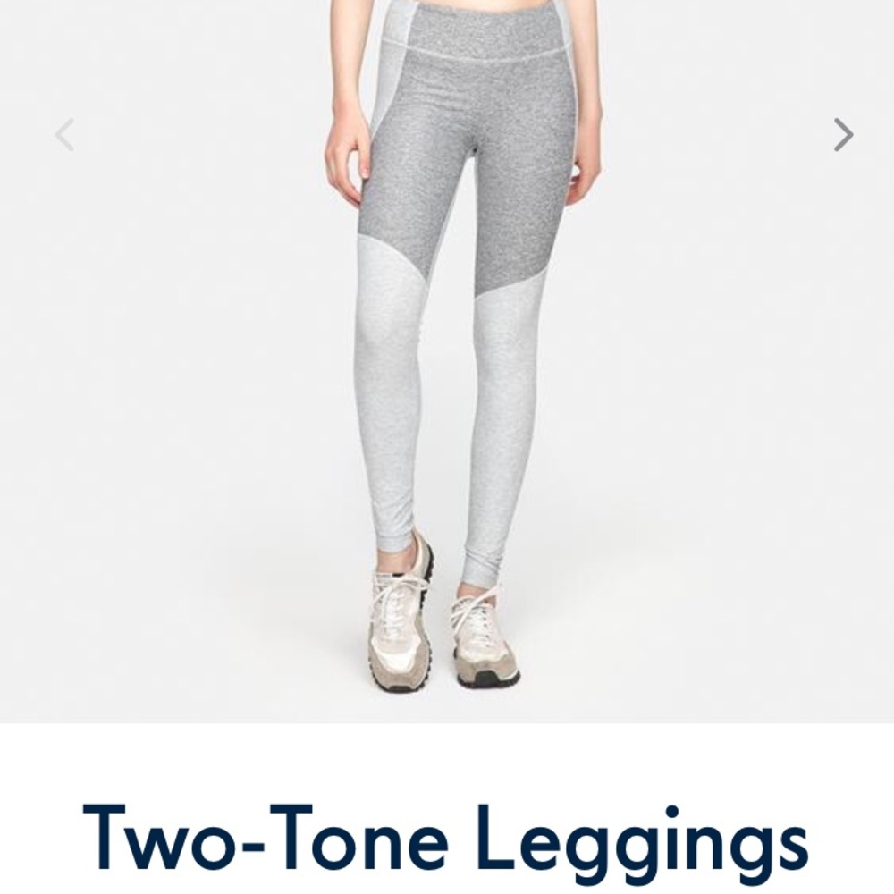 NWOT Outdoor Voices Two-Tone Warmup Legging